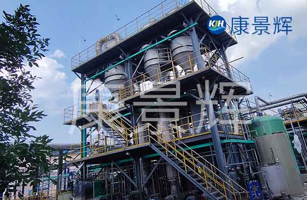 三效蒸發(fā)器適用于有結(jié)垢的、熱敏性高的、高濃度、高粘度，甚至含有不溶性固體物的廢水