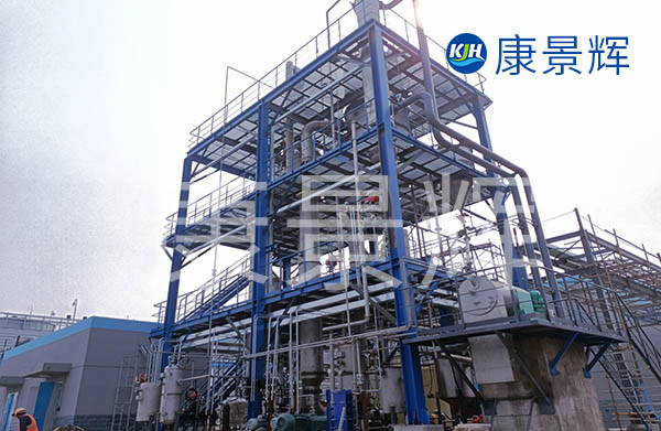 四效蒸發(fā)器不一定就是要處理工業(yè)廢水的，在食品類的廢水中起到產(chǎn)品生產(chǎn)制造的作用