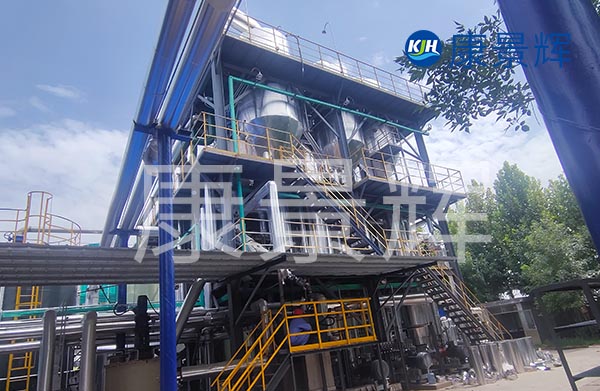 青島康景輝三效蒸發(fā)器，會安排專人對接整個項目，專人專用，一個團隊只對接一個項目，效率更快，服務(wù)更好。