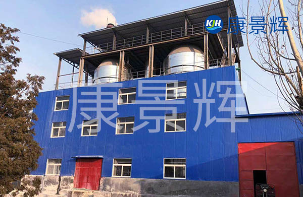 三效蒸發(fā)器、MVR蒸發(fā)器各有各的好處，選擇哪種處理方案，要讓廠家來根據(jù)廢水處理情況來選擇處理方案。