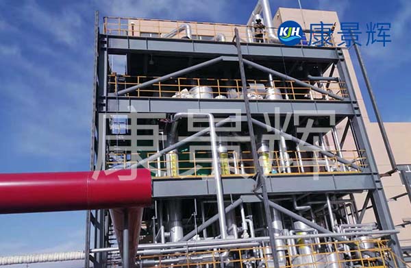 一套多效降膜蒸發(fā)器主要是由換熱器、冷凝器、預(yù)熱器、分離器等幾部分組成的